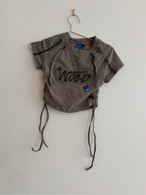 ‼️LAST CHANCE B4 CONSIGNMENT⌛️GRAPHIC TEE CROP SIDE TIE
